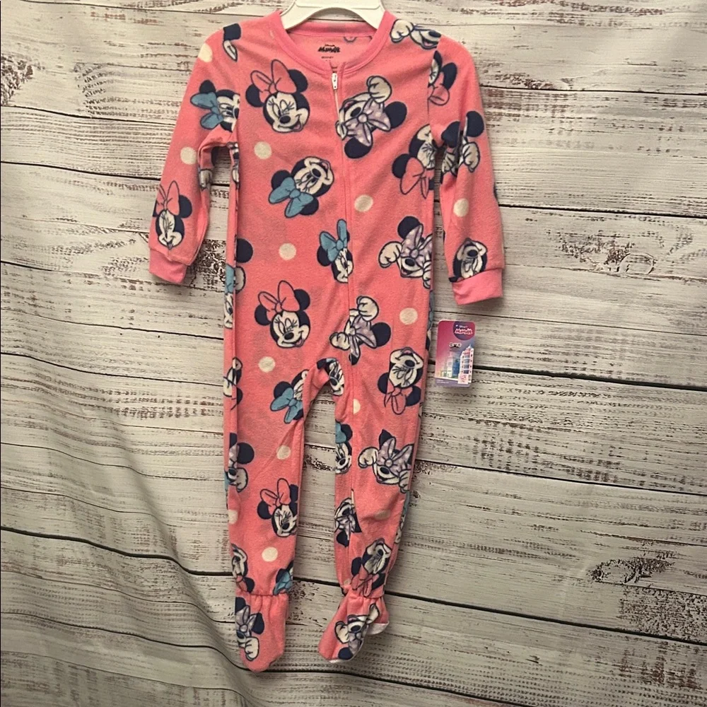NWT Disney Minnie Mouse Kids Pajama sleeper size 4t